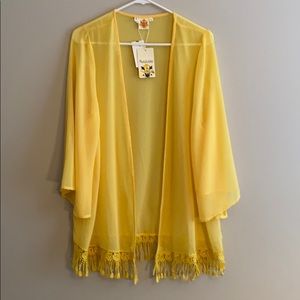 AVAILABLE YELLOW KIMONO CARDIGAN SIZE SMALL